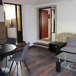 Bokalu With Private Pool Apartamento *