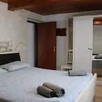 Bokalu With Private Pool Apartamento Poreč