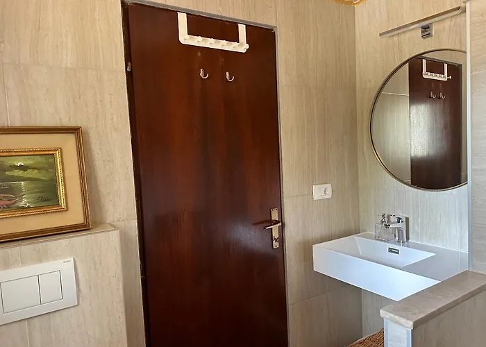 Bokalu With Private Pool Apartman