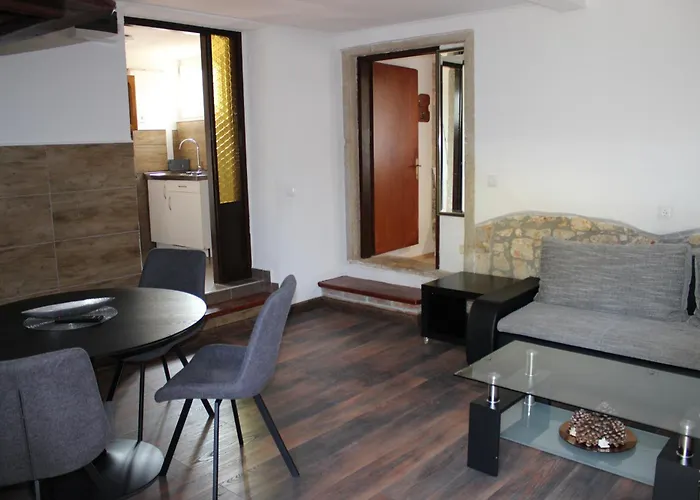 Bokalu With Private Pool Appartement *